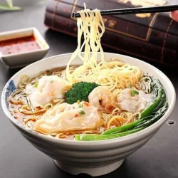 Mushroom Chicken & Shrimp Wonton Noodle